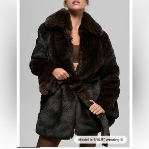 Alo Yoga Faux Fur Starstruck Coat